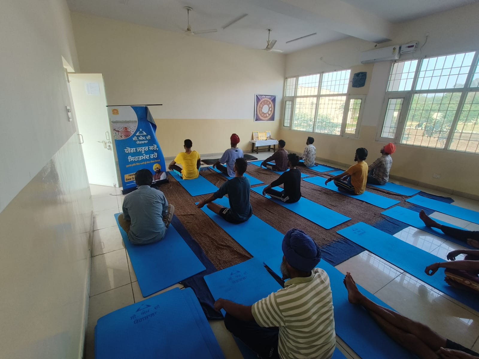 Punjab Government's 'CM's Yogashala' campaign is giving new life to drug addicts, Yoga classes are becoming helpful in saving lives in Mohali